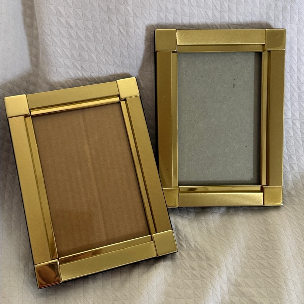 Pair of Brushed Brass 4×6 Frame Set — Modern Minimalist Like New